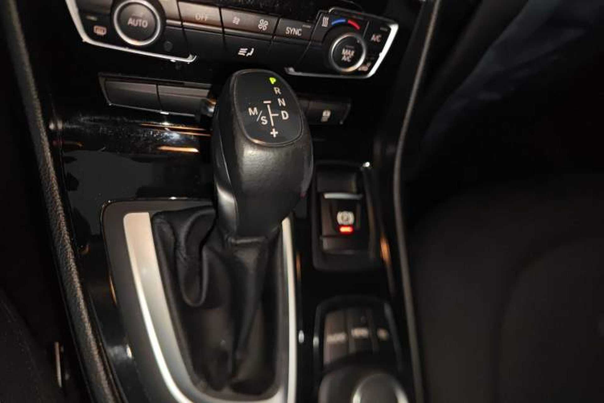 Used BMW 2 Series Active Tourer 2016 218i Leading Model Gear Lever