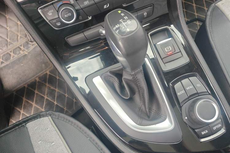 Used BMW 2 Series Active Tourer 2016 218i Leading Model Gear Lever