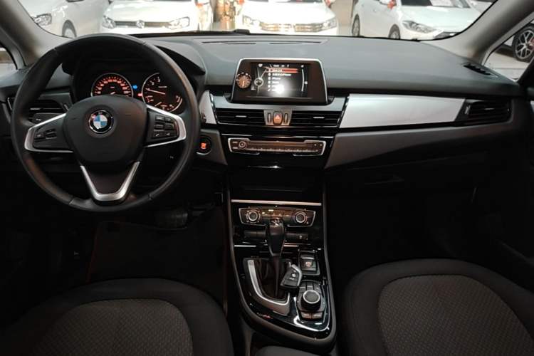 Used BMW 2 Series Active Tourer 2016 218i Fashion Model Gear Lever