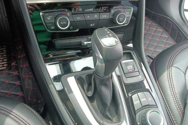 Used BMW 2 Series Active Tourer 2016 218i Leading Model Gear Lever