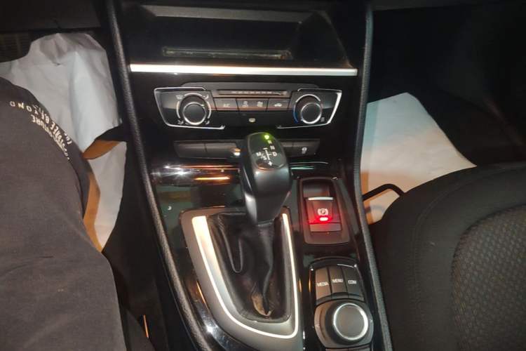 Used BMW 2 Series Active Tourer 2016 218i Fashion Model Gear Lever