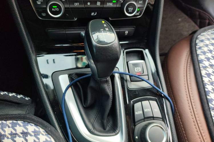 Used BMW 2 Series Active Tourer 2016 218i Leading Model Gear Lever