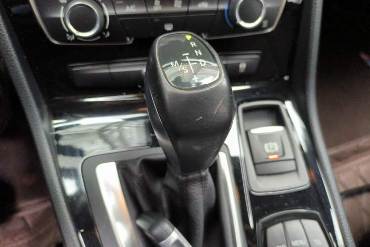 Used BMW 2 Series Active Tourer 2016 218i Fashion Model Gear Lever