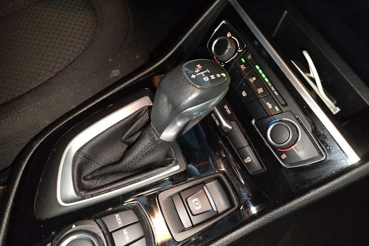 Used BMW 2 Series Active Tourer 2016 218i Fashion Model Gear Lever