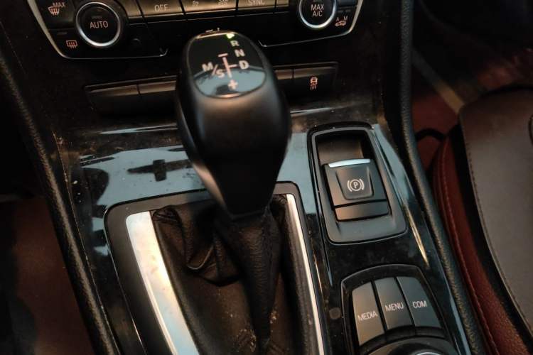 Used BMW 2 Series Active Tourer 2016 218i Leading Model Gear Lever