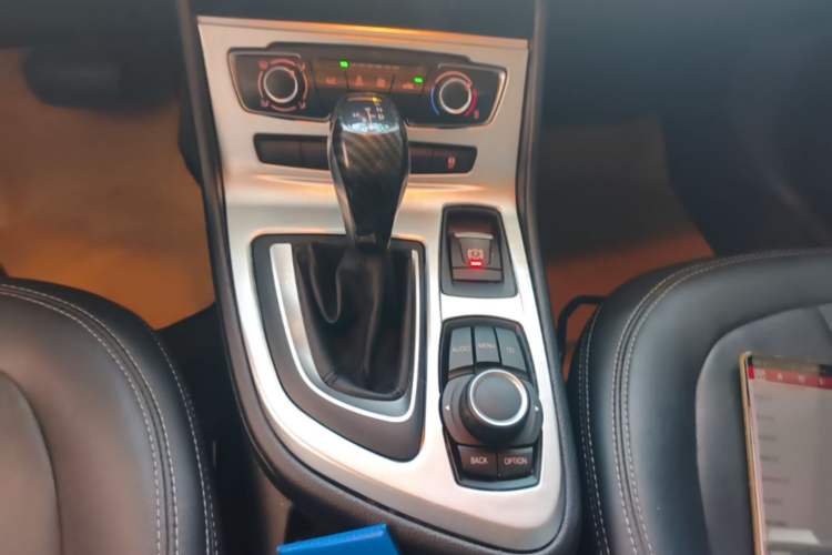 Used BMW 2 Series Active Tourer 2016 218i Fashion Model Gear Lever