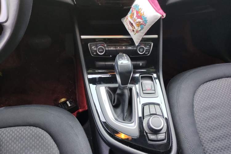 Used BMW 2 Series Active Tourer 2016 218i Leading Model Gear Lever