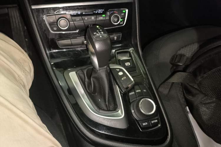 Used BMW 2 Series Active Tourer 2016 218i Leading Model Gear Lever