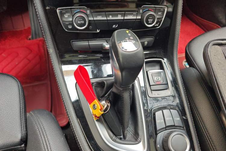 Used BMW 2 Series Active Tourer 2016 218i Sports Design Package Gear Lever