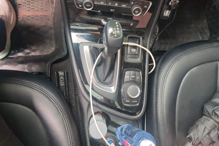 Used BMW 2 Series Active Tourer 2016 218i Leading Model Gear Lever