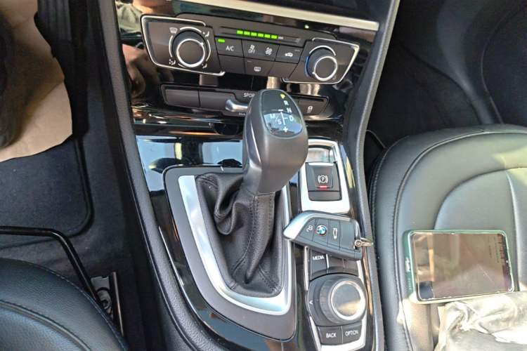 Used BMW 2 Series Active Tourer 2016 218i Fashion Model Gear Lever