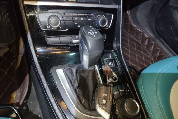 Used BMW 2 Series Active Tourer 2016 218i Fashion Model Gear Lever