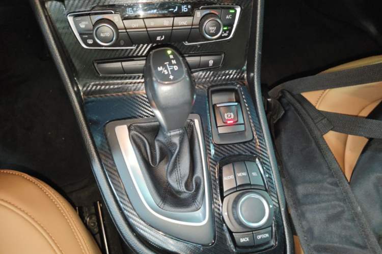 Used BMW 2 Series Active Tourer 2016 218i Leading Model Gear Lever