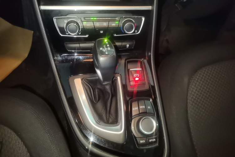 Used BMW 2 Series Active Tourer 2016 218i Fashion Model Gear Lever