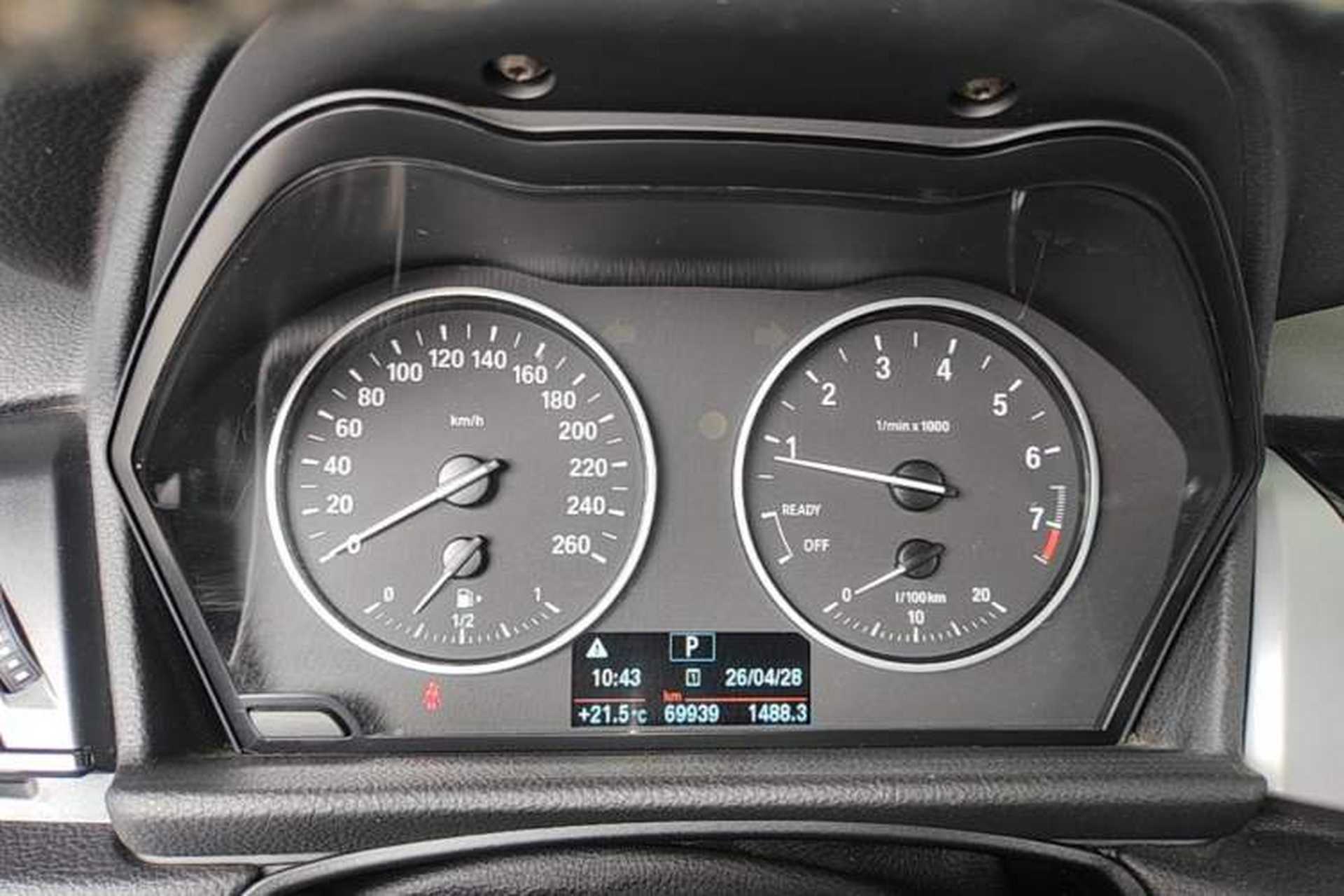 Used BMW 2 Series Active Tourer 2016 220i Luxury Edition Instrument Cluster