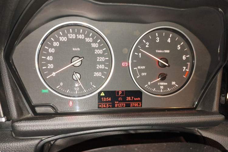 Used BMW 2 Series Active Tourer 2016 218i Sports Design Package Instrument Cluster