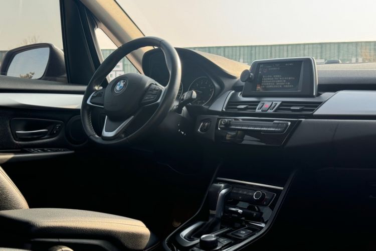 Used BMW 2 Series Active Tourer 2016 218i Fashion Model Interior 1