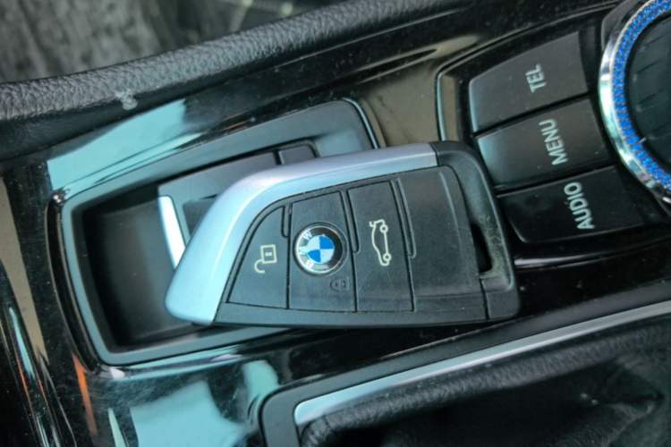 Used BMW 2 Series Active Tourer 2016 218i Fashion Model Interior 1