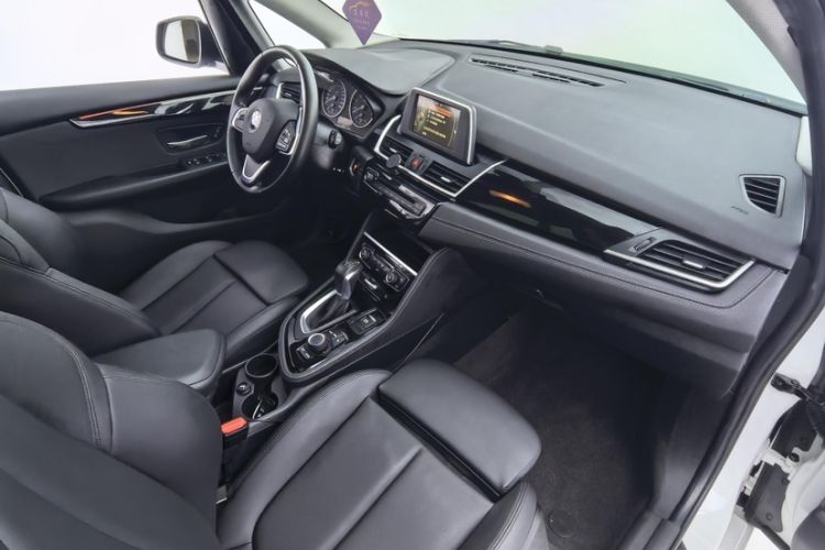 Used BMW 2 Series Active Tourer 2016 218i Sports Design Package Interior 13