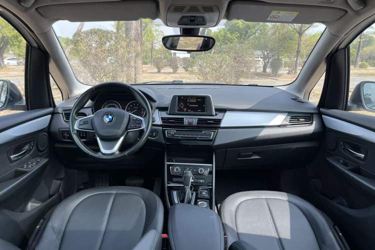 Used BMW 2 Series Active Tourer 2016 218i Fashion Model Interior 2