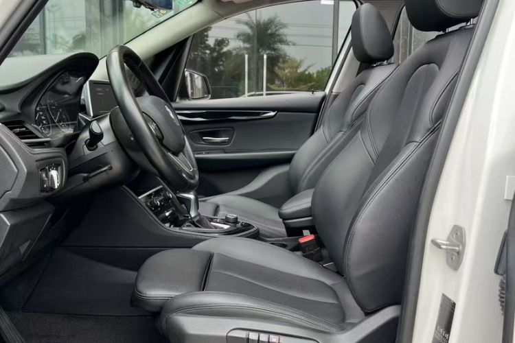 Used BMW 2 Series Active Tourer 2016 218i Sports Design Package Interior 3