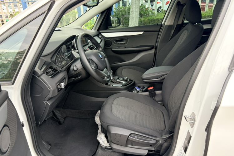Used BMW 2 Series Active Tourer 2016 218i Leading Model Interior 3