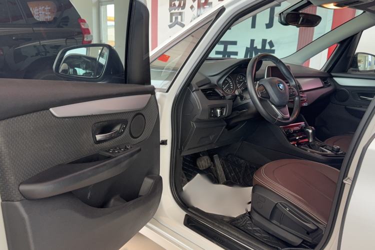 Used BMW 2 Series Active Tourer 2016 218i Leading Model Interior 3