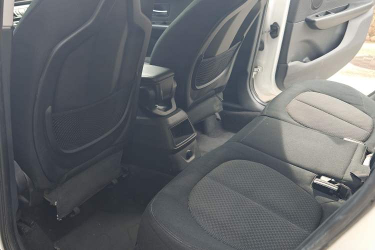 Used BMW 2 Series Active Tourer 2016 218i Fashion Model Interior 3