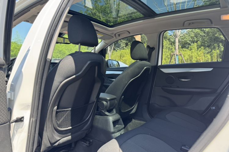 Used BMW 2 Series Active Tourer 2016 218i Fashion Model Interior 3
