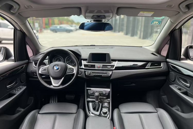 Used BMW 2 Series Active Tourer 2016 218i Sports Design Package Interior 4