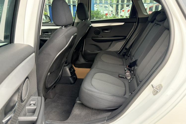 Used BMW 2 Series Active Tourer 2016 218i Leading Model Interior 4