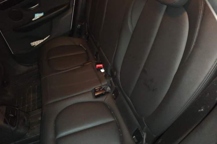 Used BMW 2 Series Active Tourer 2016 218i Sports Design Package Interior 4