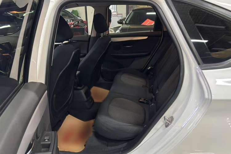 Used BMW 2 Series Active Tourer 2016 218i Fashion Model Interior 4
