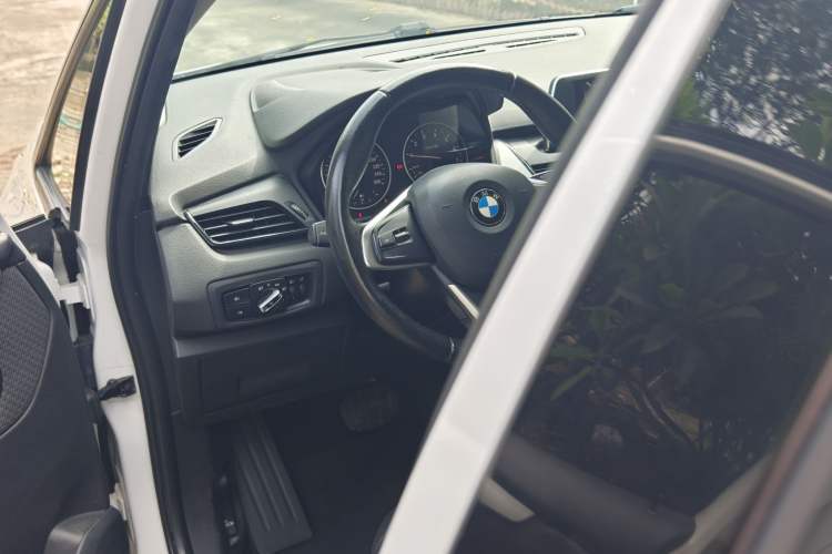 Used BMW 2 Series Active Tourer 2016 218i Fashion Model Interior 5