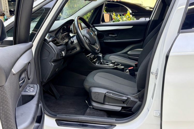 Used BMW 2 Series Active Tourer 2016 218i Leading Model Interior 5