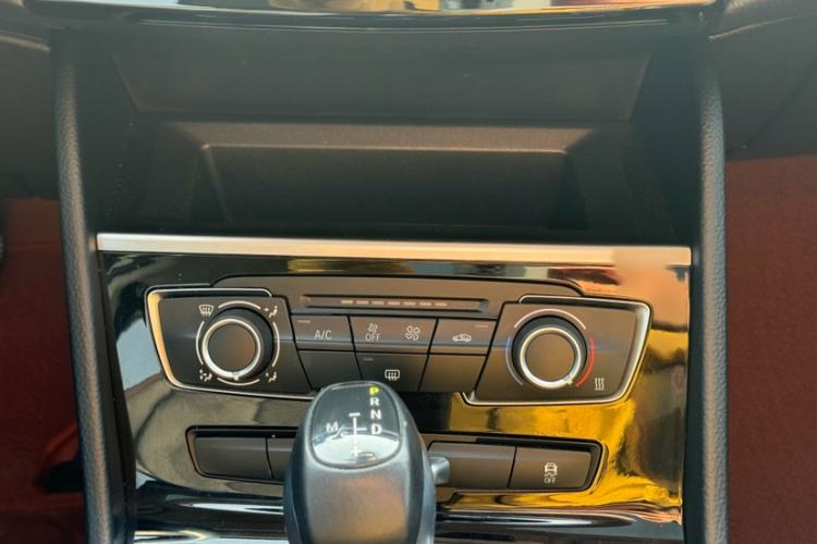 Used BMW 2 Series Active Tourer 2016 218i Fashion Model Interior 6