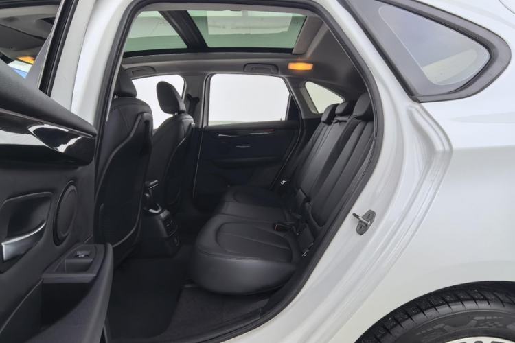 Used BMW 2 Series Active Tourer 2016 218i Sports Design Package Interior 6