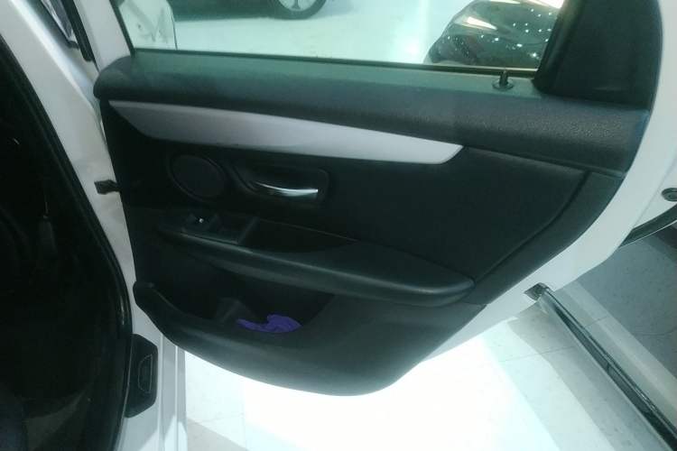 Used BMW 2 Series Active Tourer 2016 218i Leading Model Interior 6
