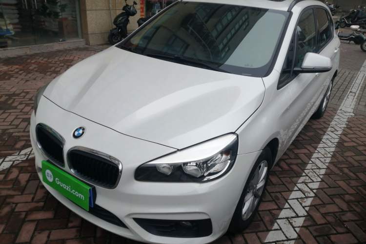 Used BMW 2 Series Active Tourer 2016 218i Fashion Model Guazi used car, China used car export, Used car for sale, Used cars, Cheapest cars for sale