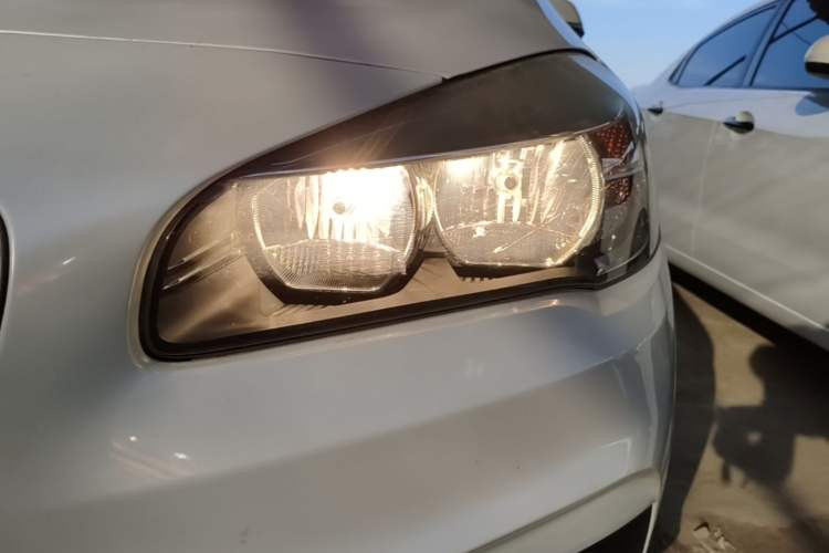 Used BMW 2 Series Active Tourer 2016 218i Fashion Model Left Front Headlight