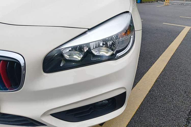 Used BMW 2 Series Active Tourer 2016 218i Fashion Model Left Front Headlight