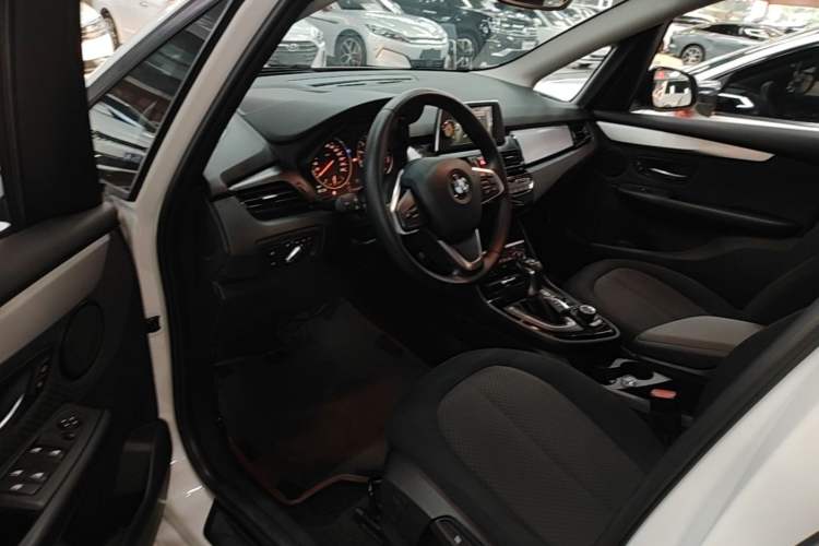 Used BMW 2 Series Active Tourer 2016 218i Fashion Model Left Front Seat