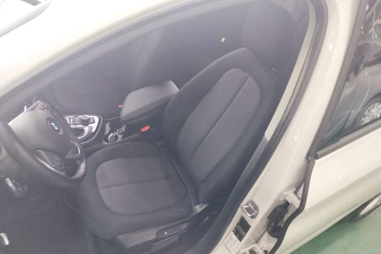 Used BMW 2 Series Active Tourer 2016 218i Fashion Model Left Front Seat