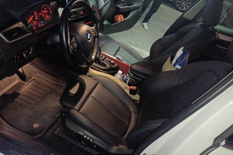 Used BMW 2 Series Active Tourer 2016 220i Luxury Edition Left Front Seat