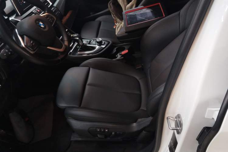 Used BMW 2 Series Active Tourer 2016 218i Sports Design Package Left Front Seat