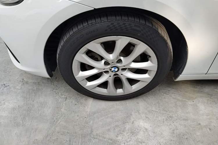 Used BMW 2 Series Active Tourer 2016 220i Luxury Edition Left Front Wheel Hub