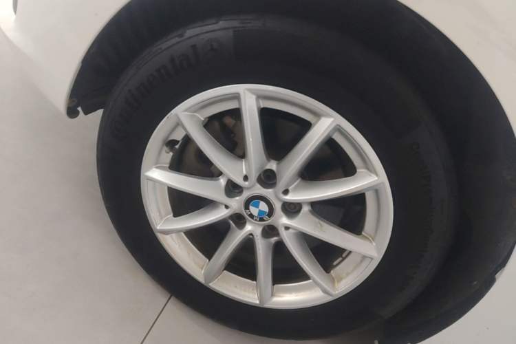 Used BMW 2 Series Active Tourer 2016 218i Fashion Model Left Front Wheel Hub
