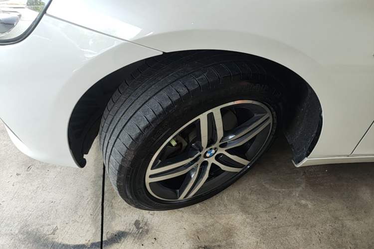 Used BMW 2 Series Active Tourer 2016 218i Sports Design Package Left Front Wheel Hub