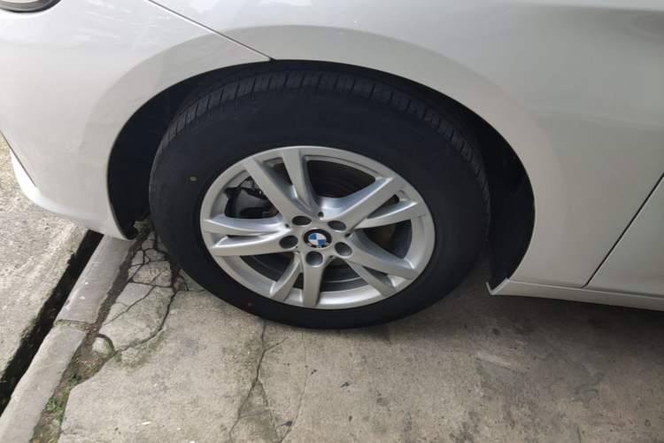 Used BMW 2 Series Active Tourer 2016 218i Leading Model Left Front Wheel Hub