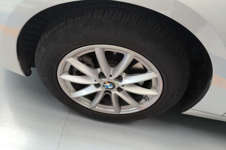 Used BMW 2 Series Active Tourer 2016 218i Fashion Model Left Front Wheel Hub